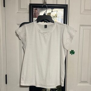 SHEIN White Eyelet Sleeve Top